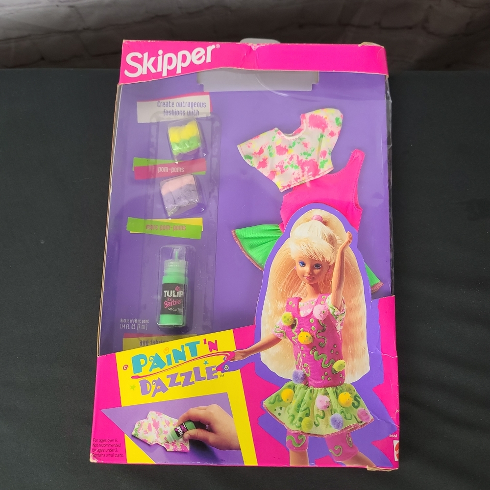 Barbie. Skipper Paint and Dazzle Outfit.